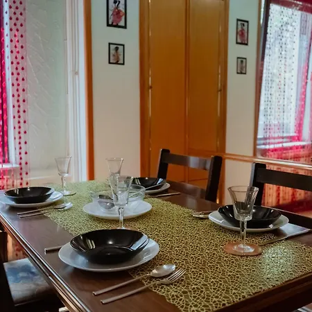 Апартаменты Fast Wifi Mirror 2 Bedroom *